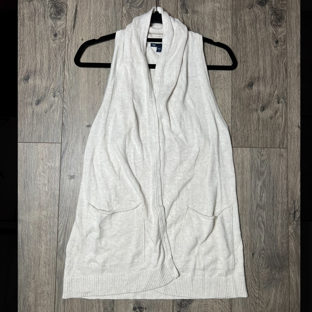 Gap shawl collar open front sweater vest